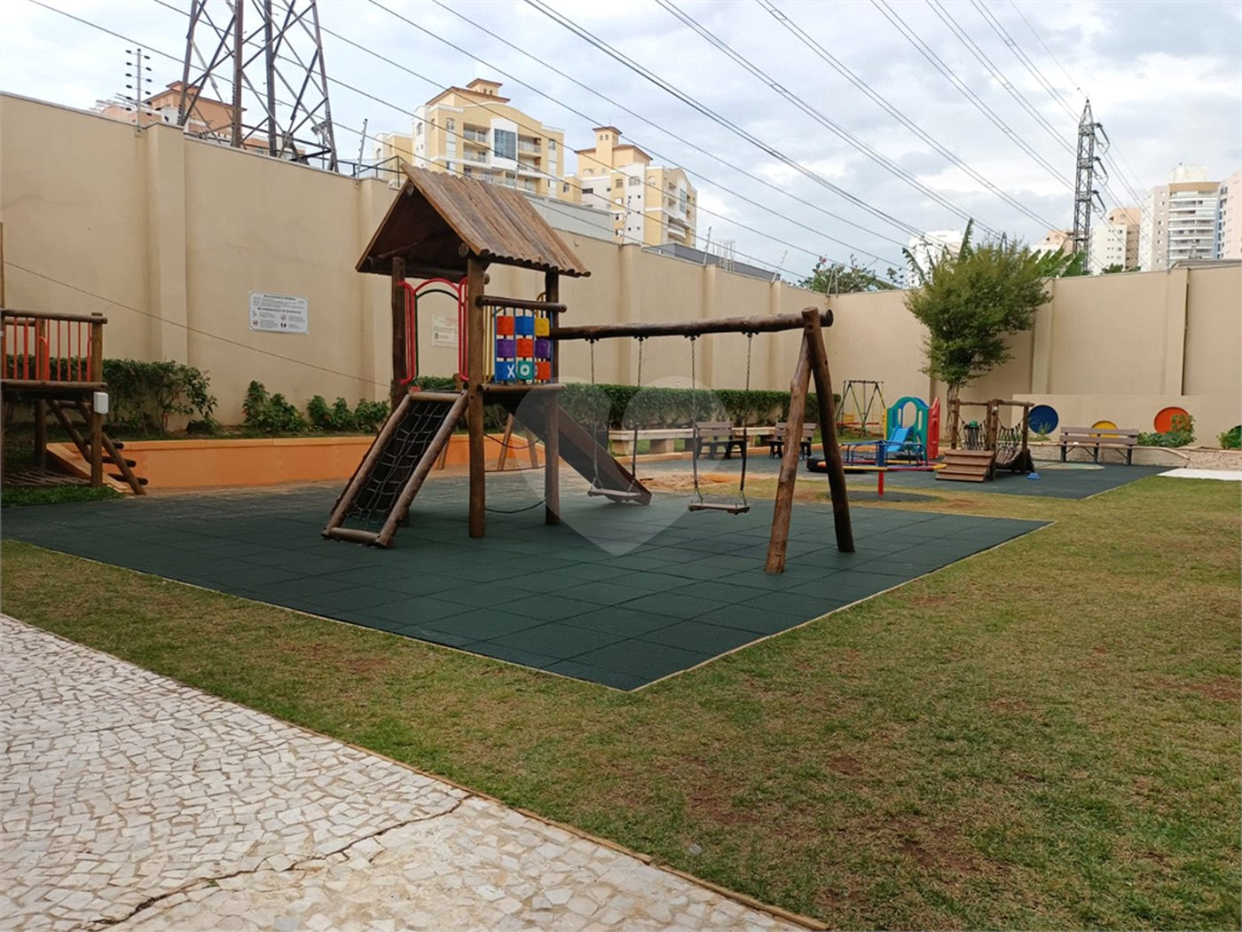Apartamento à venda com 2 quartos, sendo 1 suíte, em Vila Leopoldina, São Paulo, SP