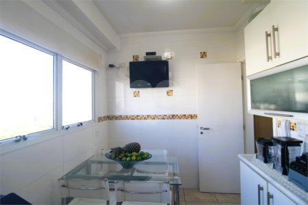 Apartamento à venda com 3 suítes em Santo Amaro, São Paulo, SP