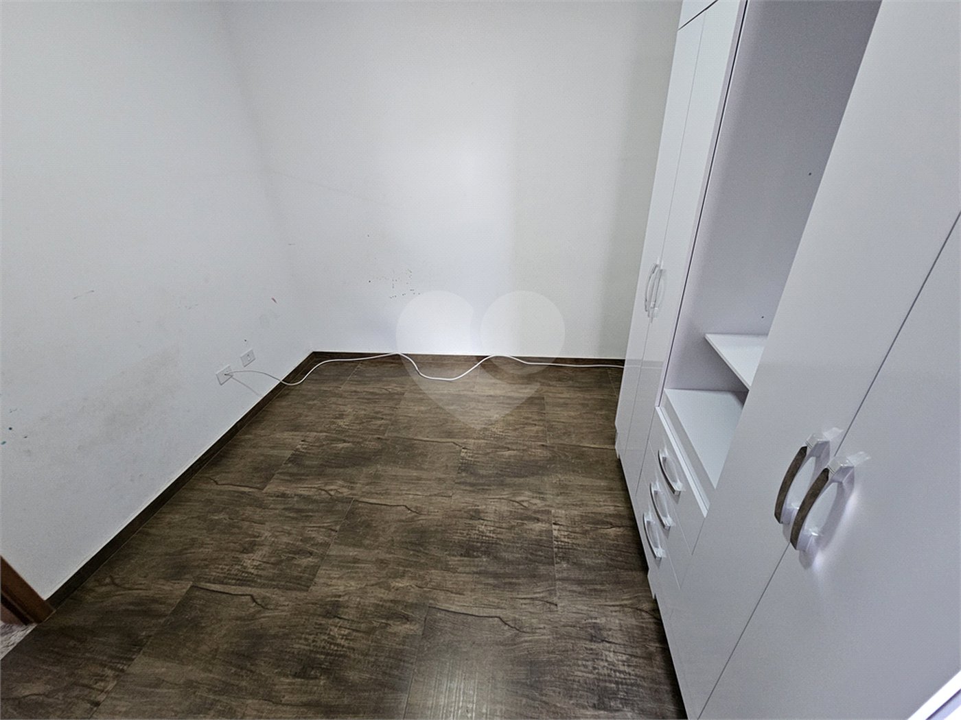 Sobrado à venda com 3 quartos, sendo 1 suíte,  em Vila Nivi, São Paulo, SP