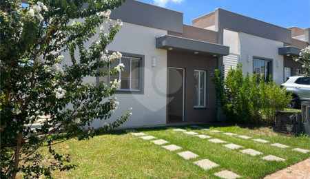 Casa à venda com 2 quartos, sendo 1 suíte,  no condomínio Reserva Taquaral, Piracicaba - SP