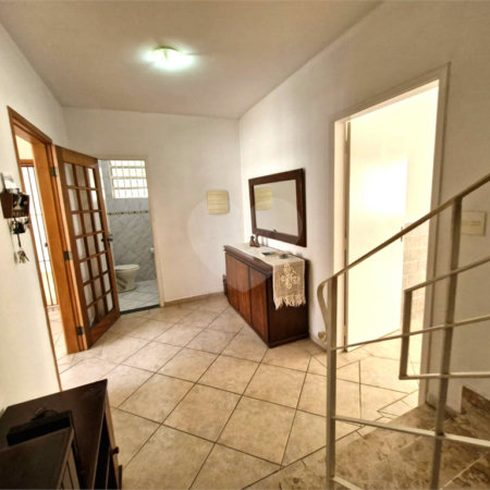 Casa à venda com 3 quartos, sendo 1 suíte, em Granja Julieta, São Paulo, SP