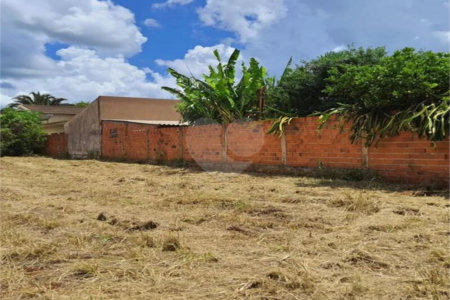 Terreno à venda no Centro, Ibirarema, SP