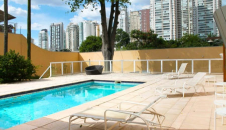 Casa Térrea à venda ou para alugar com 3 suítes em Brooklin Velho, São Paulo, SP