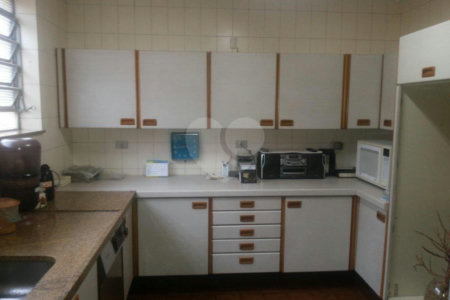 Sobrado à venda com 3 quartos, sendo 1 suíte,  em Granja Julieta, São Paulo, SP