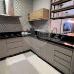 Casa à venda com 3 quartos, sendo 1 suíte, no condomínio Jardim de Monaco, Hortolândia - SP