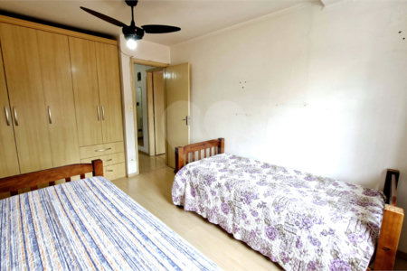 Sobrado à venda com 3 quartos, sendo 1 suíte, em Alto da Boa Vista, São Paulo, SP