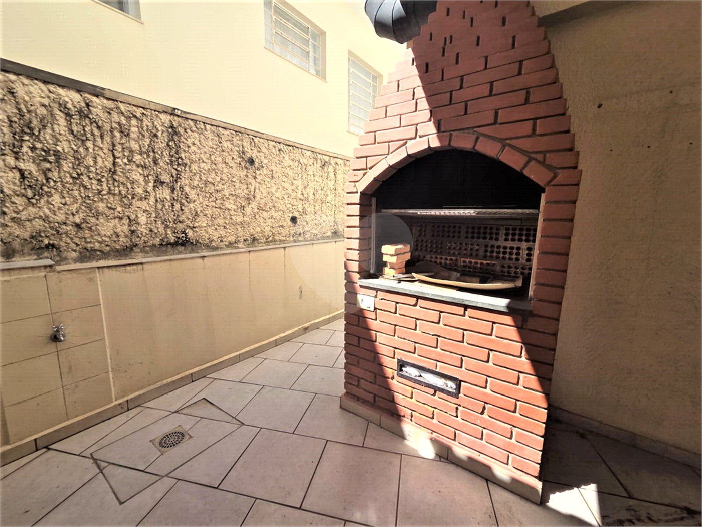 Sobrado à venda ou para alugar com 3 quartos, sendo 2 suítes,  em Vila Lucia, São Paulo, SP