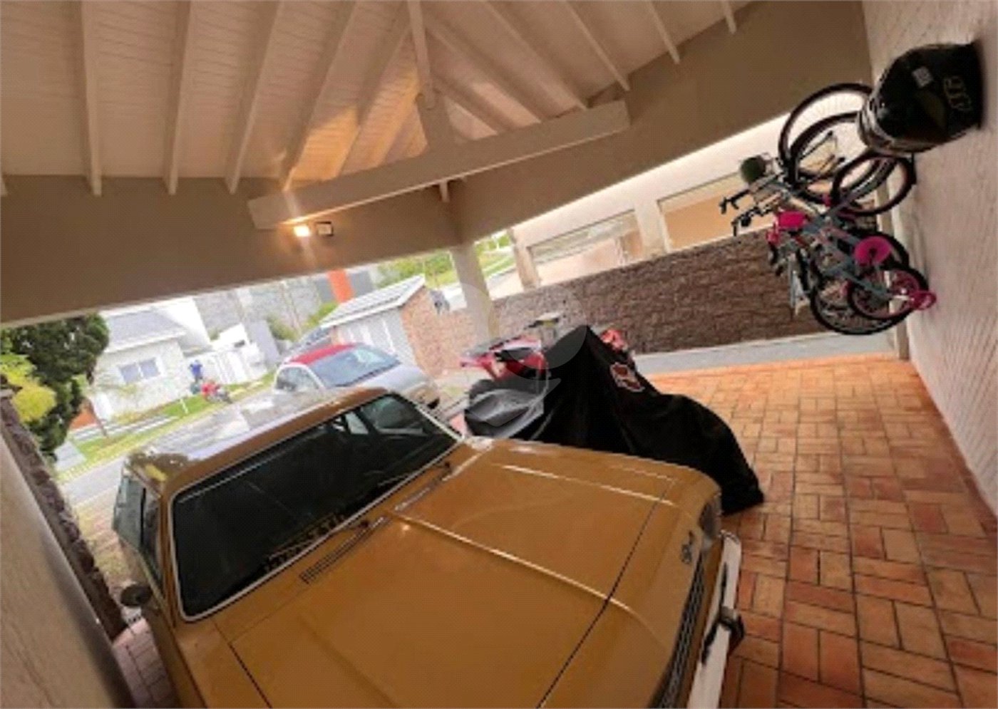 Casa à venda com 5 suítes em Aruã, Mogi das Cruzes, SP