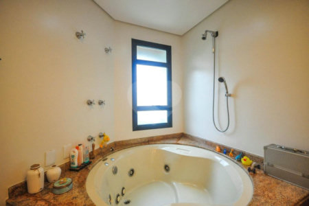 Apartamento à venda com 4 suítes em Vila Andrade, São Paulo, SP