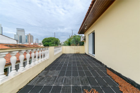 Casa à venda com 3 quartos, sendo 1 suíte,  em Vila Cordeiro, São Paulo, SP