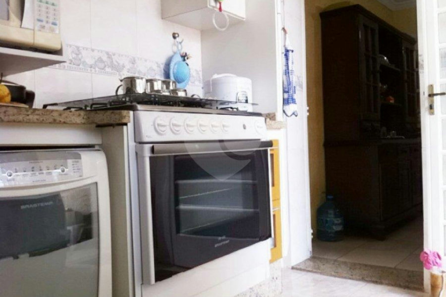Sobrado à venda com 2 quartos em Vila Maria Alta, São Paulo, SP