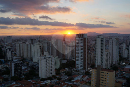 Apartamento à venda com 3 suítes em Santa Teresinha, São Paulo, SP