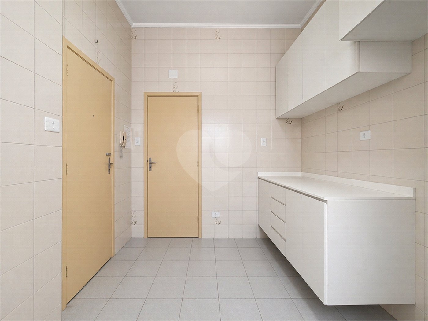 Apartamento para alugar com 2 quartos, sendo 1 suíte,  em Higienópolis, São Paulo, SP