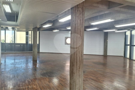 Sala à venda ou para alugar em Real Parque, São Paulo, SP