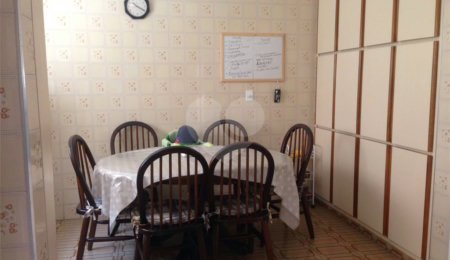 Sobrado à venda com 4 quartos, sendo 1 suíte,  em Horto Florestal, São Paulo, SP