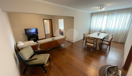Apartamento à venda com 3 quartos, sendo 1 suíte,  em Vila Olímpia, São Paulo, SP