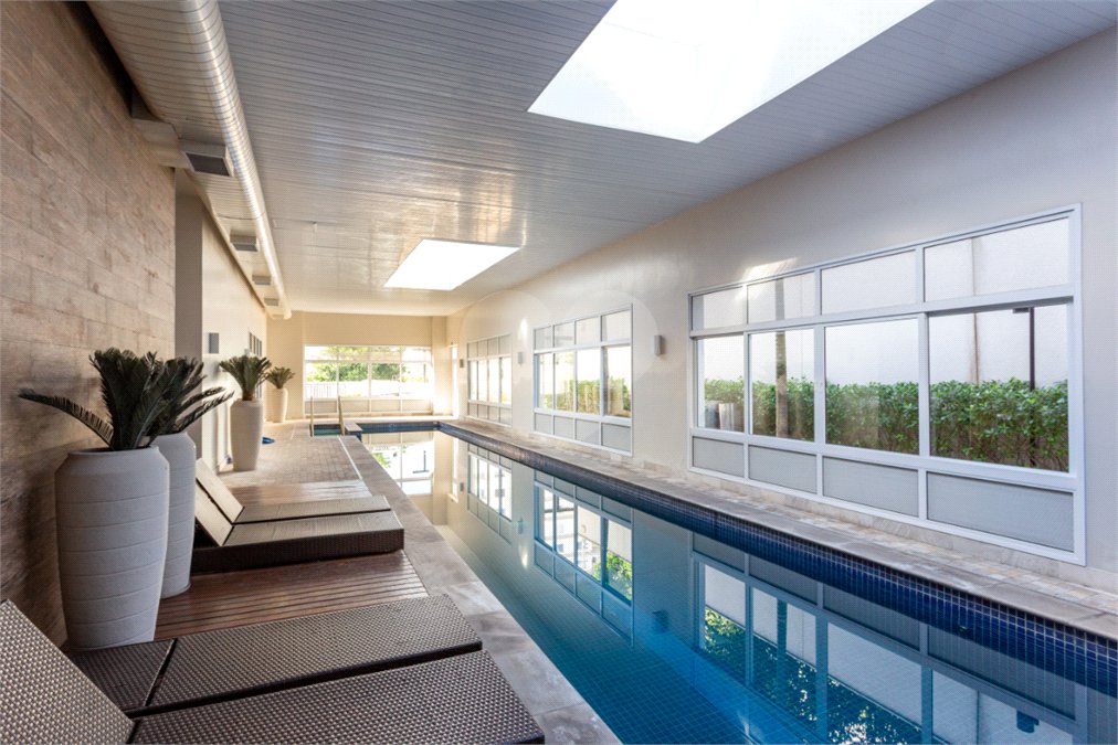 Apartamento à venda com 3 suítes em Vila Mariana, São Paulo, SP