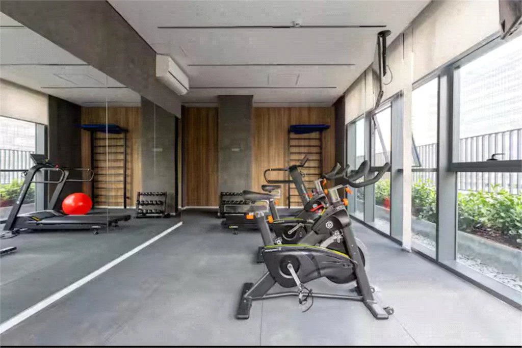 Apartamento à venda com 1 quarto em Vila Cordeiro, São Paulo, SP