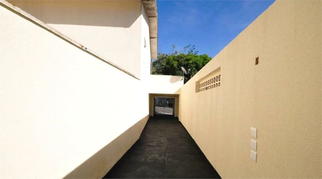 Casa à venda com 3 quartos, sendo 1 suíte, em Jardim Bonfiglioli, São Paulo, SP