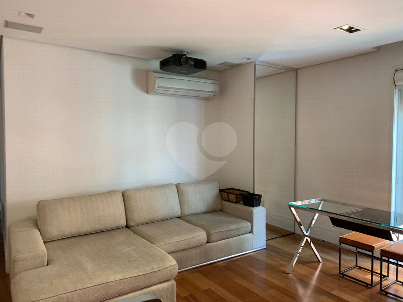Apartamento para alugar com 3 suítes em Itaim Bibi, São Paulo, SP