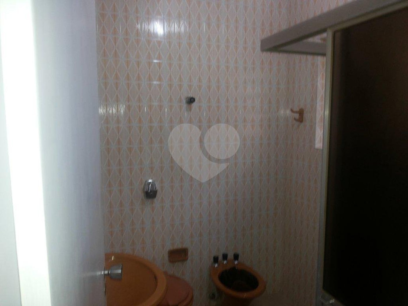 Sobrado à venda com 3 quartos, sendo 1 suíte,  em Granja Julieta, São Paulo, SP