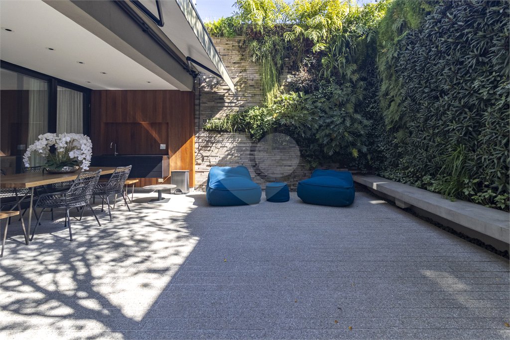 Casa à venda com 3 suítes em Jardim Luzitânia, São Paulo, SP