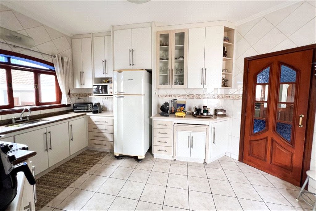 Casa à venda com 4 quartos, sendo 2 suítes,  no condomínio Villaggio Capriccio, Louveira - SP