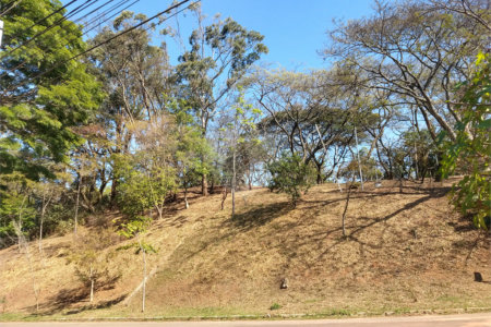 Sobrado à venda com 4 quartos, sendo 1 suíte,  em Parque dos Príncipes, São Paulo, SP