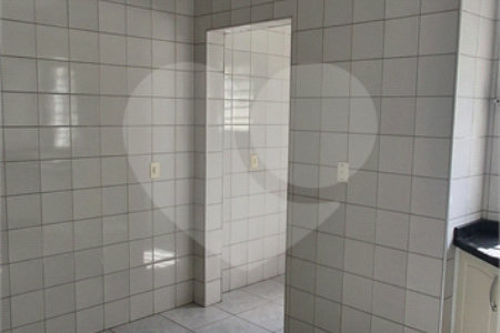 Sobrado à venda com 4 quartos, sendo 1 suíte, em Portal das Acácias, Indaiatuba, SP