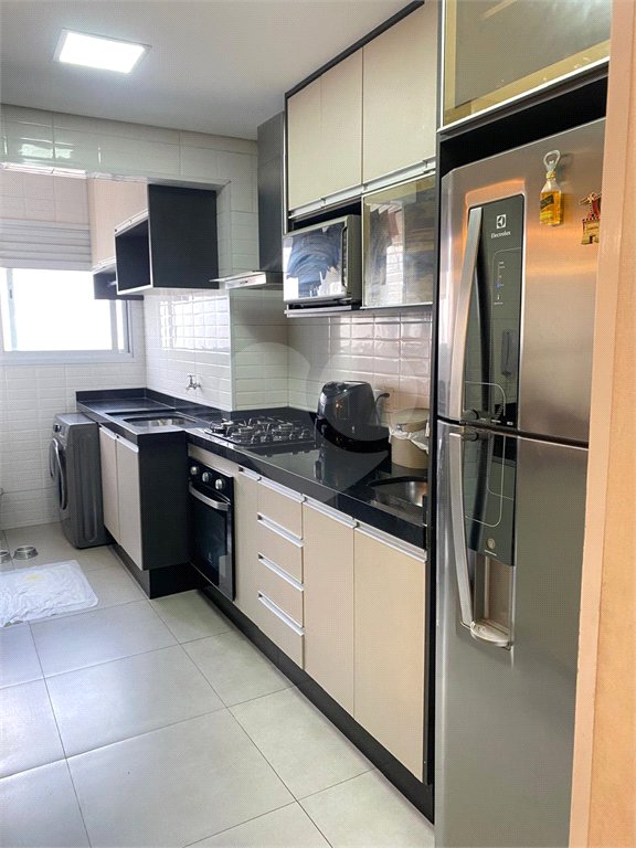 Apartamento à venda com 2 quartos, sendo 1 suíte,  em Jardim Rosa de Franca, Guarulhos, SP