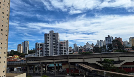 Apartamento à venda com 3 quartos, sendo 1 suíte,  em Parada Inglesa, São Paulo, SP
