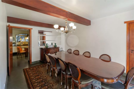 Casa à venda com 4 quartos, sendo 3 suítes,  em Jardim Guedala, São Paulo, SP