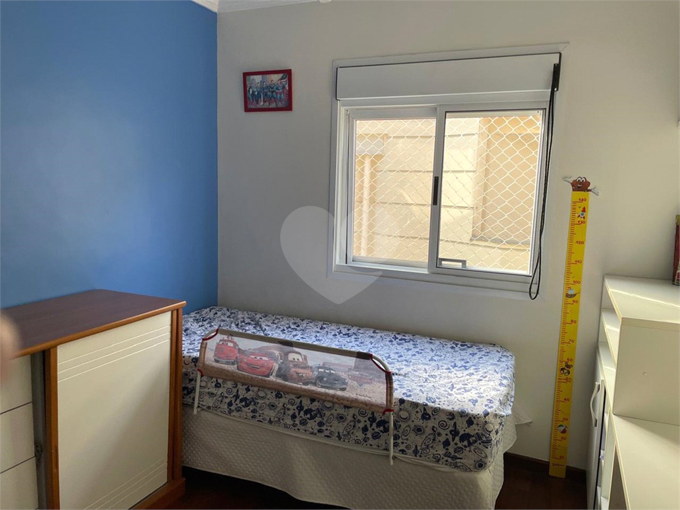 Casa à venda com 3 quartos, sendo 1 suíte, no condomínio Residencial Via Veneto, São Paulo - SP