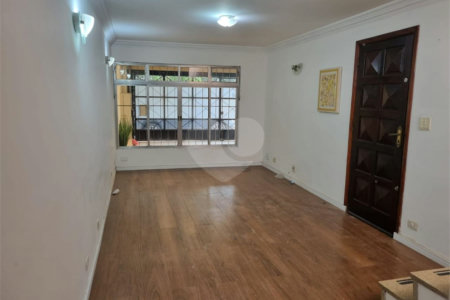 Sobrado à venda com 3 quartos, sendo 1 suíte,  em Jardim Bonfiglioli, São Paulo, SP