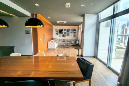 Apartamento à venda com 2 quartos, sendo 1 suíte, em Santo Amaro, São Paulo, SP