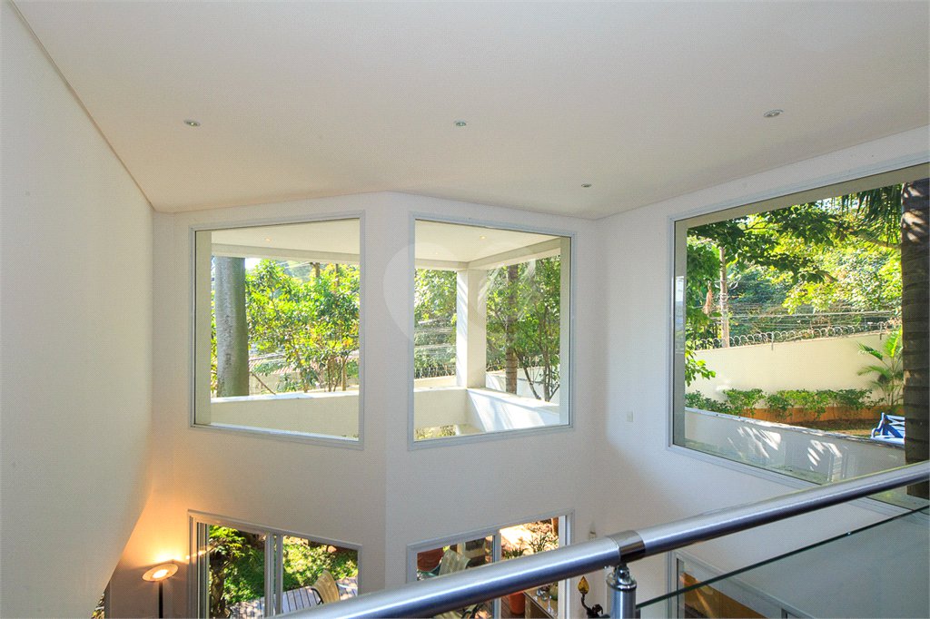 Casa à venda com 4 suítes no condomínio Vila Alba, São Paulo - SP