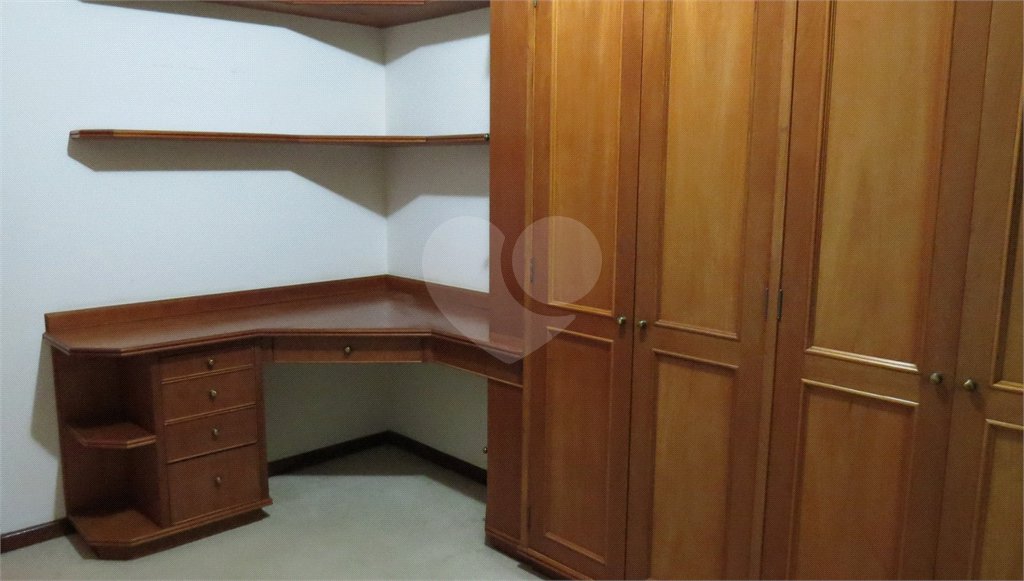 Apartamento à venda com 4 quartos, sendo 2 suítes,  em Cambuí, Campinas, SP
