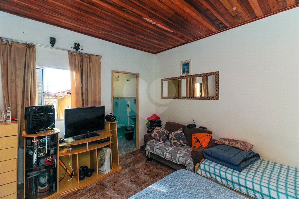 Casa Térrea à venda com 3 quartos em Vila Medeiros, São Paulo, SP