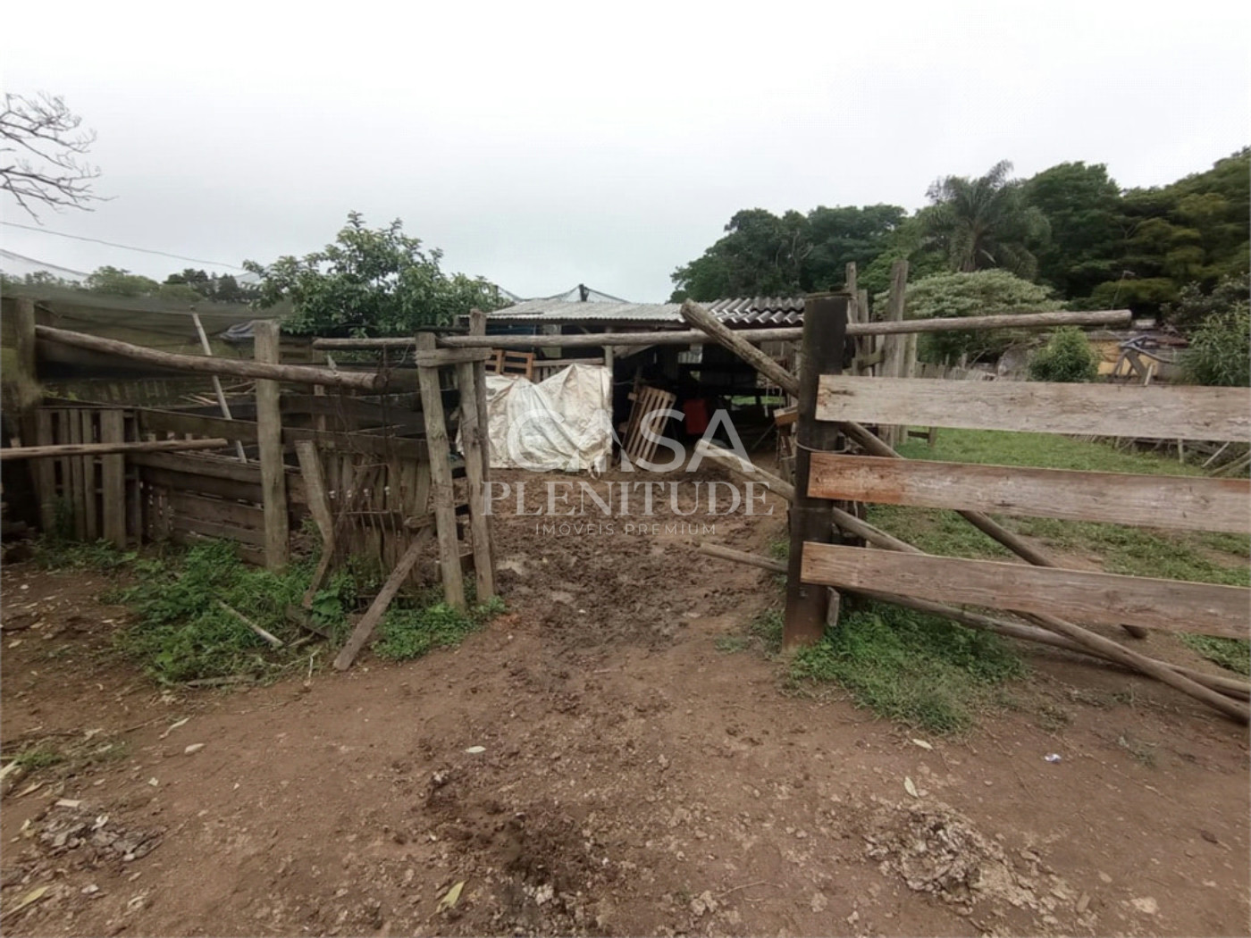 Sítio à venda com 2 quartos em Gramadão, São Miguel Arcanjo, SP