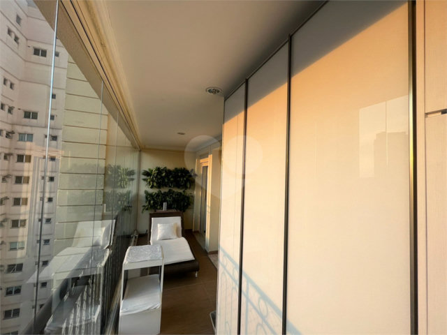 Apartamento à venda com 4 suítes em Santana, São Paulo, SP