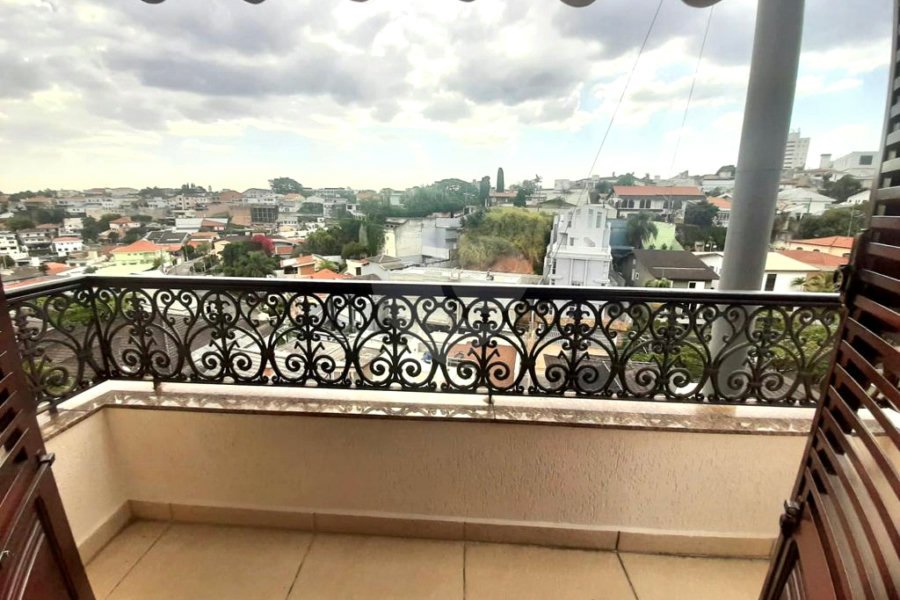 Sobrado à venda com 4 suítes em Jardim São Bento, São Paulo, SP