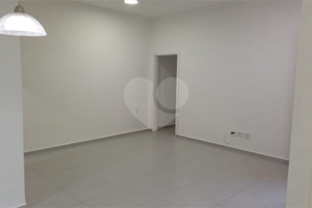 Casa à venda com 3 quartos, sendo 1 suíte, em Vila Arens II, Jundiaí, SP