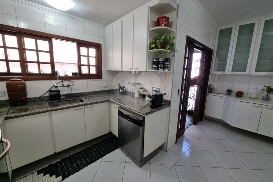 Sobrado à venda com 3 quartos, sendo 2 suítes,  em Mandaqui, São Paulo, SP