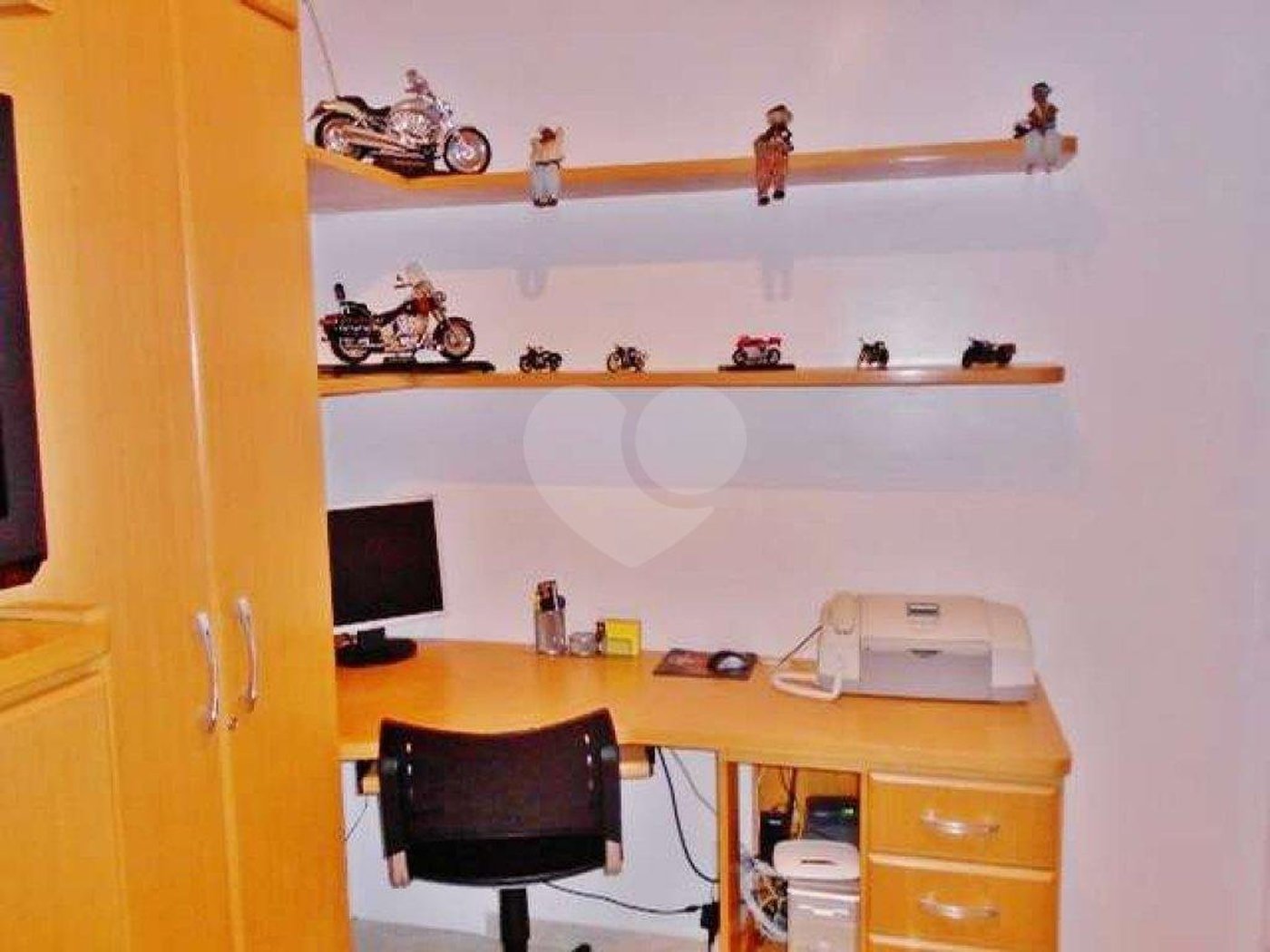 Casa à venda com 3 quartos, sendo 1 suíte, no condomínio Villaggio Di Firenze, São Paulo - SP