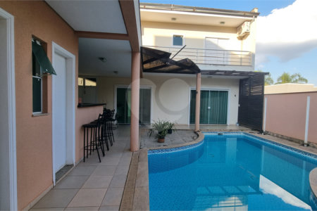 Casa à venda com 4 quartos, sendo 3 suítes,  no condomínio Residencial Villa dos Inglezes, Sorocaba - SP