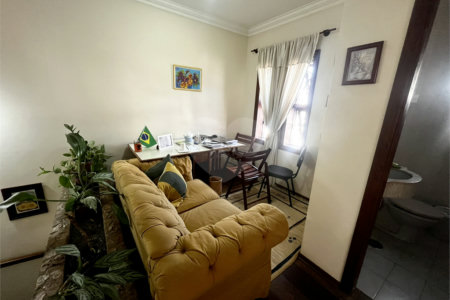 Casa à venda com 5 quartos, sendo 1 suíte,  em Vila Rosa, Itapetininga, SP