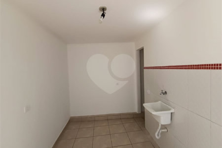 Casa para alugar com 1 quarto no condomínio Cond R Claudio Rodrigues Lopes, São Paulo - SP