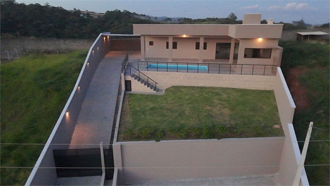 Casa com 3 dormitórios à venda, 265 m² por R$ 1.100.000,00 - Centro - Igaratá/SP