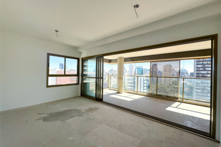 Apartamento à venda com 4 quartos, sendo 3 suítes,  em Vila Mariana, São Paulo, SP