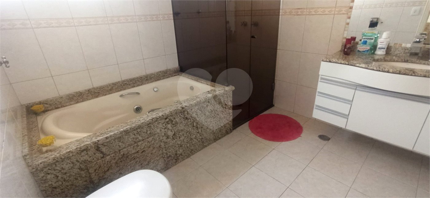 Sobrado à venda com 3 suítes em Vila Mazzei, São Paulo, SP